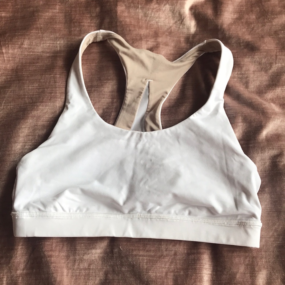 Lululemon invigorate bra